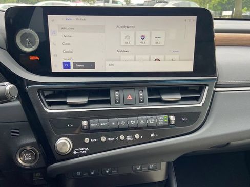 Certified 2023 Lexus ES 350 w/ Premium Package FWD image 20