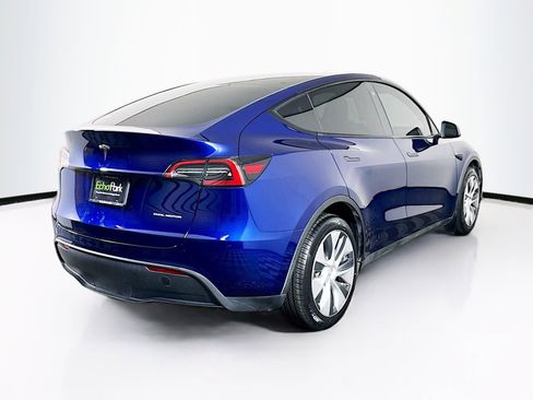 Used 2023 Tesla Model Y Long Range AWD/4WD image 9