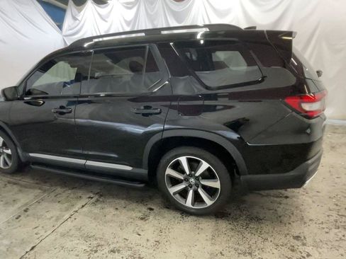 Used 2023 Honda Pilot Elite image 8