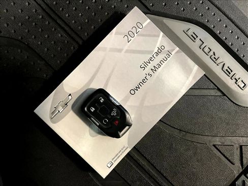 Used 2020 Chevrolet Silverado 1500 High Country w/ Technology Package image 31