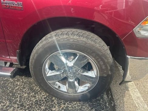 Used 2018 RAM 1500 Big Horn AWD/4WD image 4