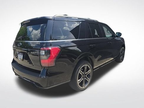 Used 2019 Ford Expedition Limited w/ Equipment Group 303A AWD/4WD image 3