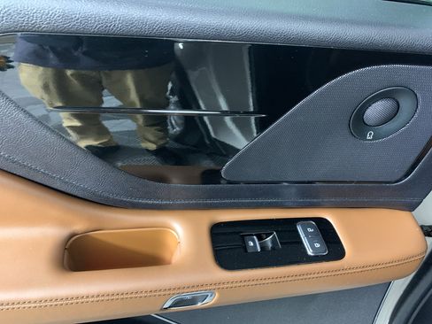 Used 2022 Lincoln Aviator Reserve w/ Elements Package Plus RWD image 27