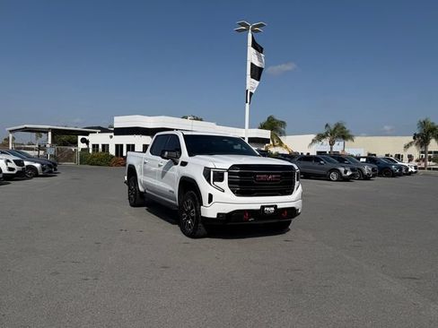 Used 2025 GMC Sierra 1500 AT4 w/ AT4 Premium Package AWD/4WD image 3