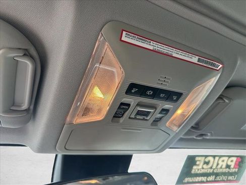 Used 2019 Toyota RAV4 XLE image 21