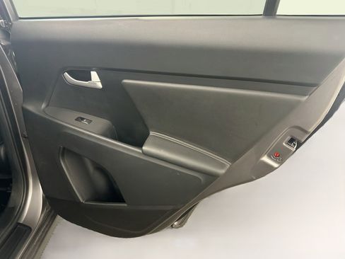 Used 2016 Kia Sportage LX AWD/4WD image 29