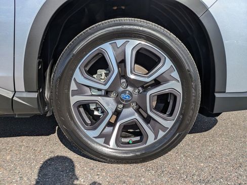 Certified 2023 Subaru Ascent Limited w/ Technology Package image 10