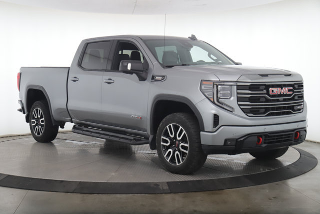 Used 2023 GMC Sierra 1500 AT4 w/ AT4 Premium Package AWD/4WD image 2