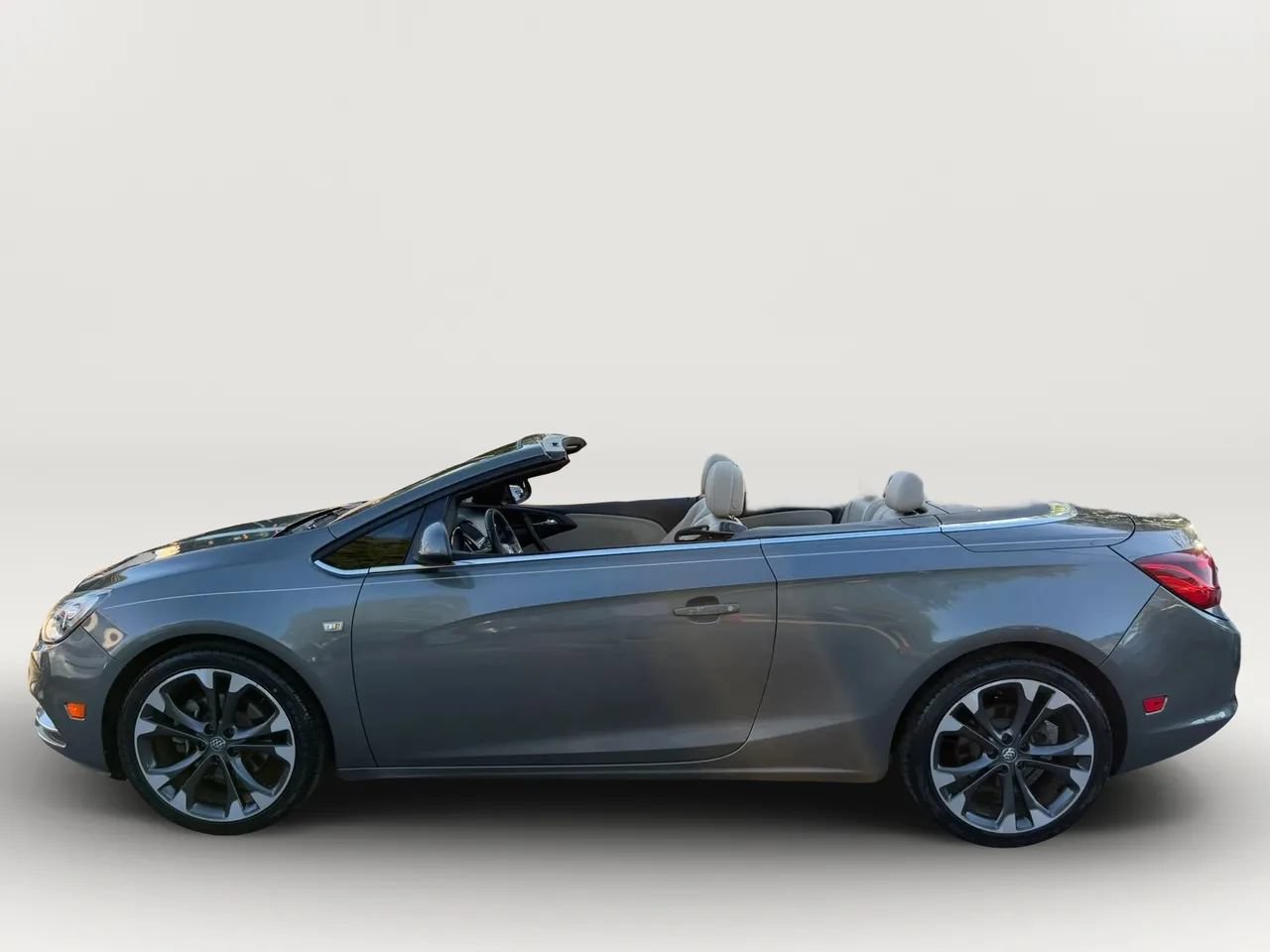 Used 2017 Buick Cascada Premium FWD image 28