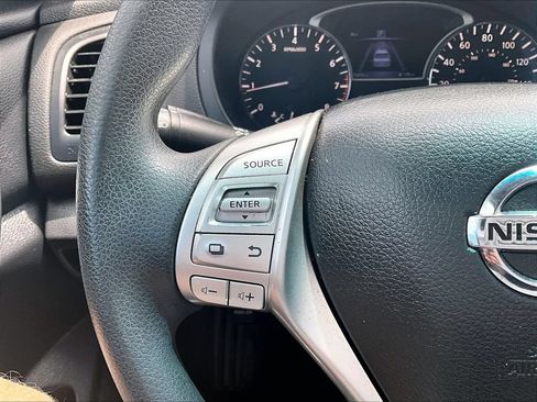 Used 2017 Nissan Altima 2.5 S w/ Power Driver Seat Package FWD image 12