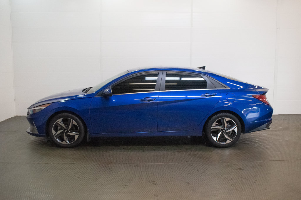 Used 2023 Hyundai Elantra Limited FWD image 7