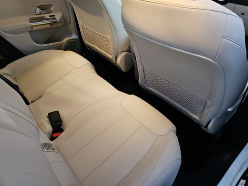 Certified 2026 Mercedes-Benz GLA 250 GLA 250 image 12