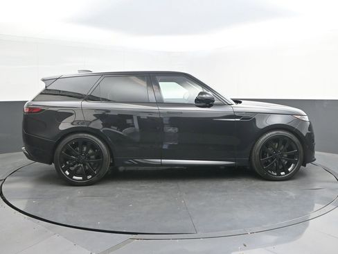 New 2026 Land Rover Range Rover Sport Dynamic SE AWD/4WD image 8