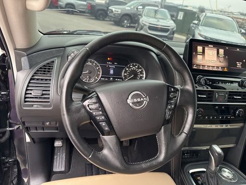 Used 2024 Nissan Armada SV image 13