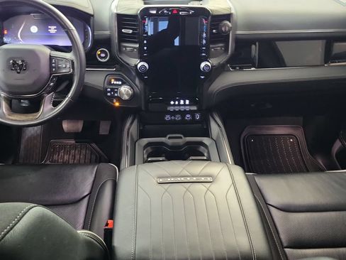 Used 2025 RAM 1500 Limited AWD/4WD image 14