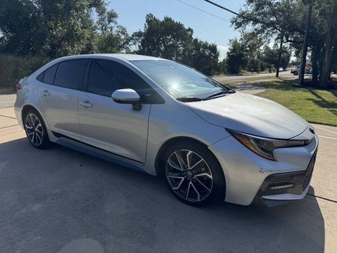 Used 2022 Toyota Corolla SE FWD image 16
