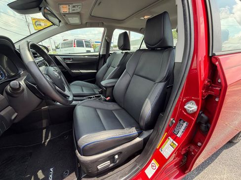 Used 2017 Toyota Corolla XSE FWD image 10