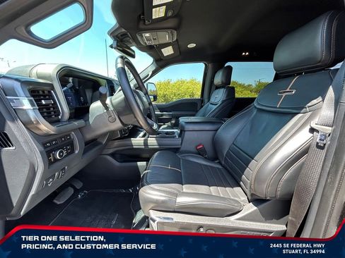 Used 2023 Ford F250 Platinum AWD/4WD image 9