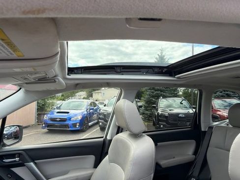 Used 2014 Subaru Forester 2.5i Limited AWD/4WD image 14