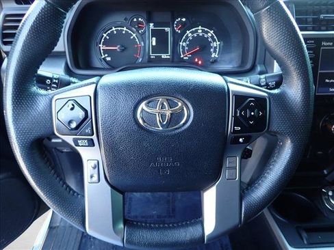 Used 2021 Toyota 4Runner SR5 AWD/4WD image 13