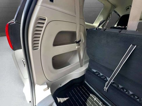 Used 2018 Chrysler Pacifica Touring Plus w/ Tire & Wheel Group image 45