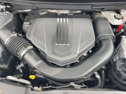 Used 2024 Chevrolet Traverse RS w/ LPO, Floor Liner Package image 38