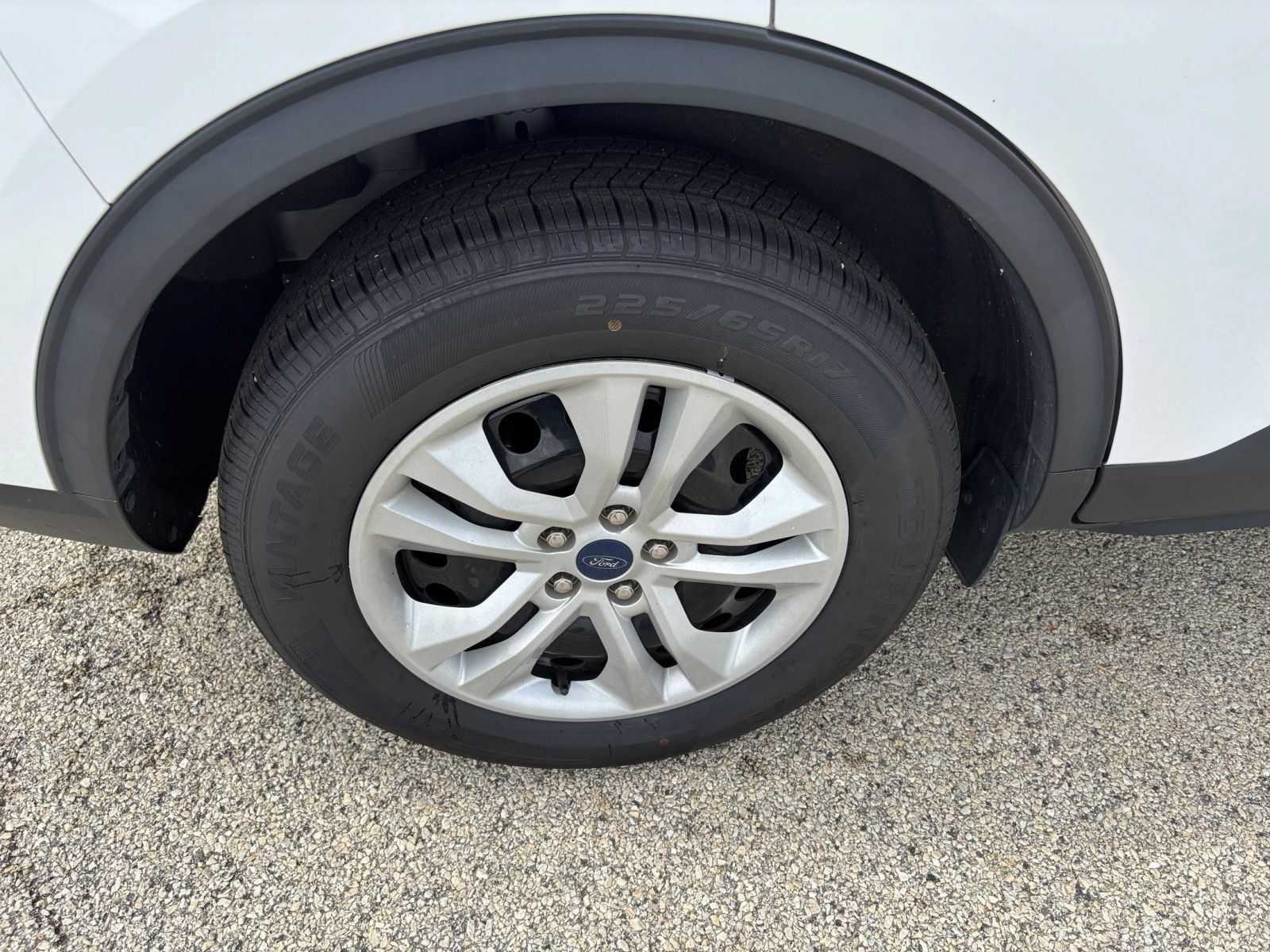 Used 2022 Ford Escape S FWD image 27