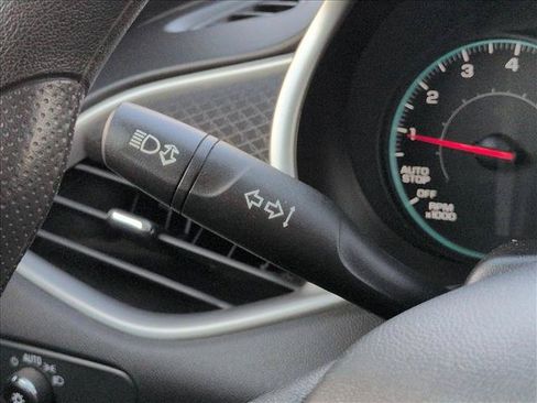 Certified 2022 Chevrolet Malibu LT FWD image 16