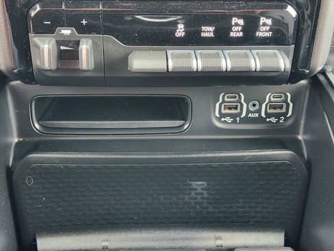 Used 2021 RAM 1500 Big Horn image 19