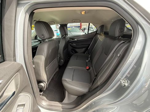 Used 2024 Buick Encore GX Preferred FWD image 19