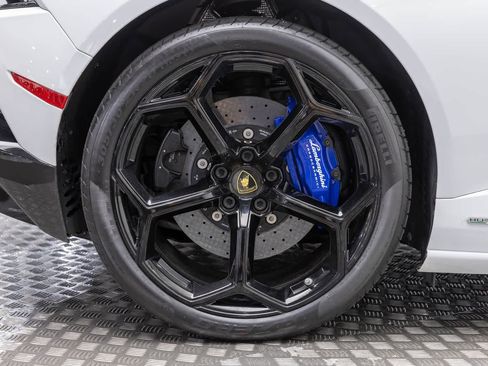 Used 2020 Lamborghini Huracan EVO AWD/4WD image 47