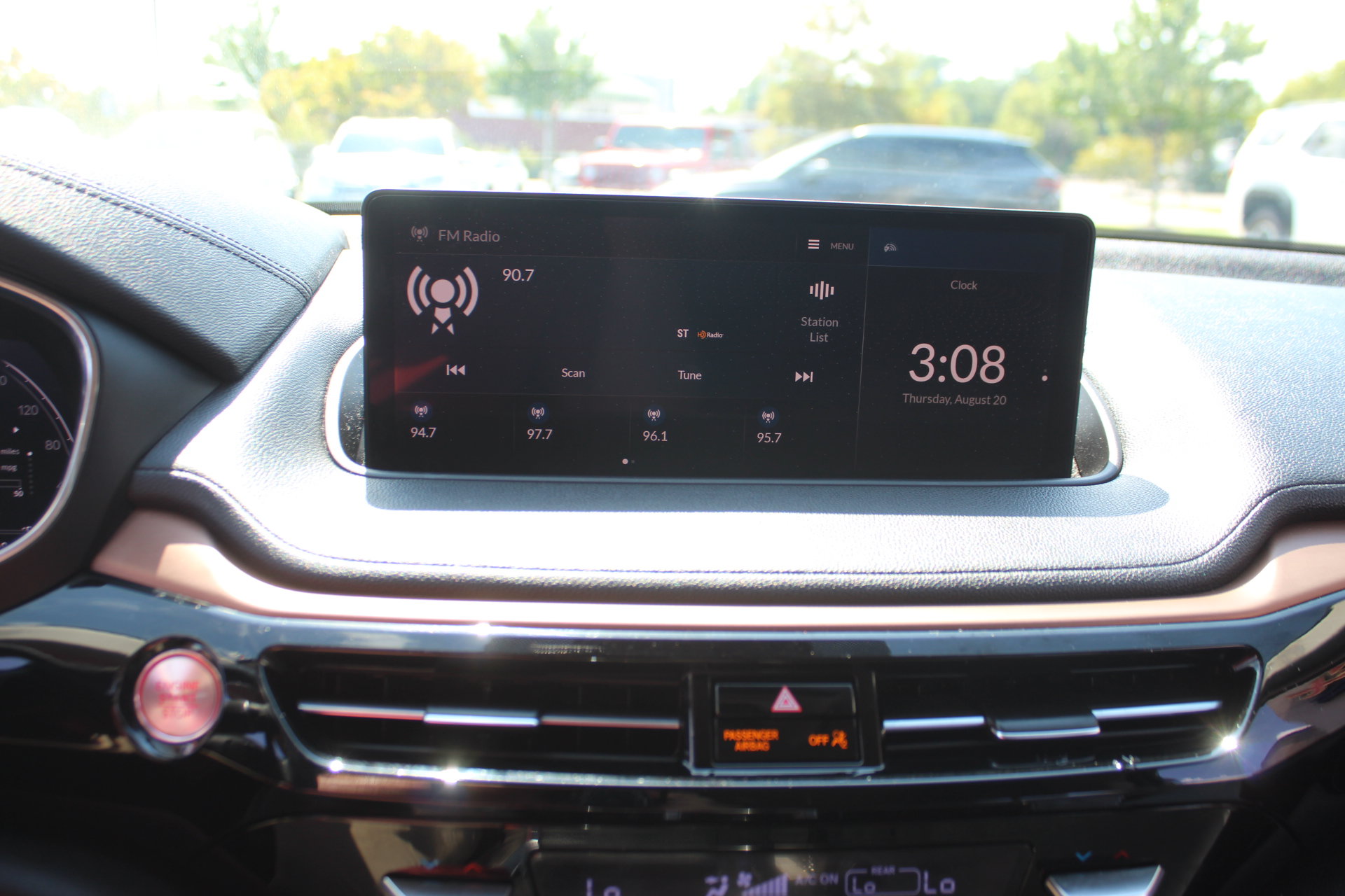 Used 2022 Acura MDX FWD image 21