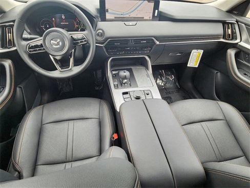 New 2025 MAZDA CX-70 Plug-In Hybrid w/ Premium Pkg image 2