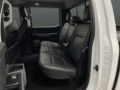 Certified 2022 Ford F150 Lariat w/ Equipment Group 501A Mid image 32