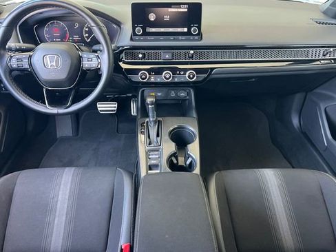 Used 2023 Honda Civic Sport image 15