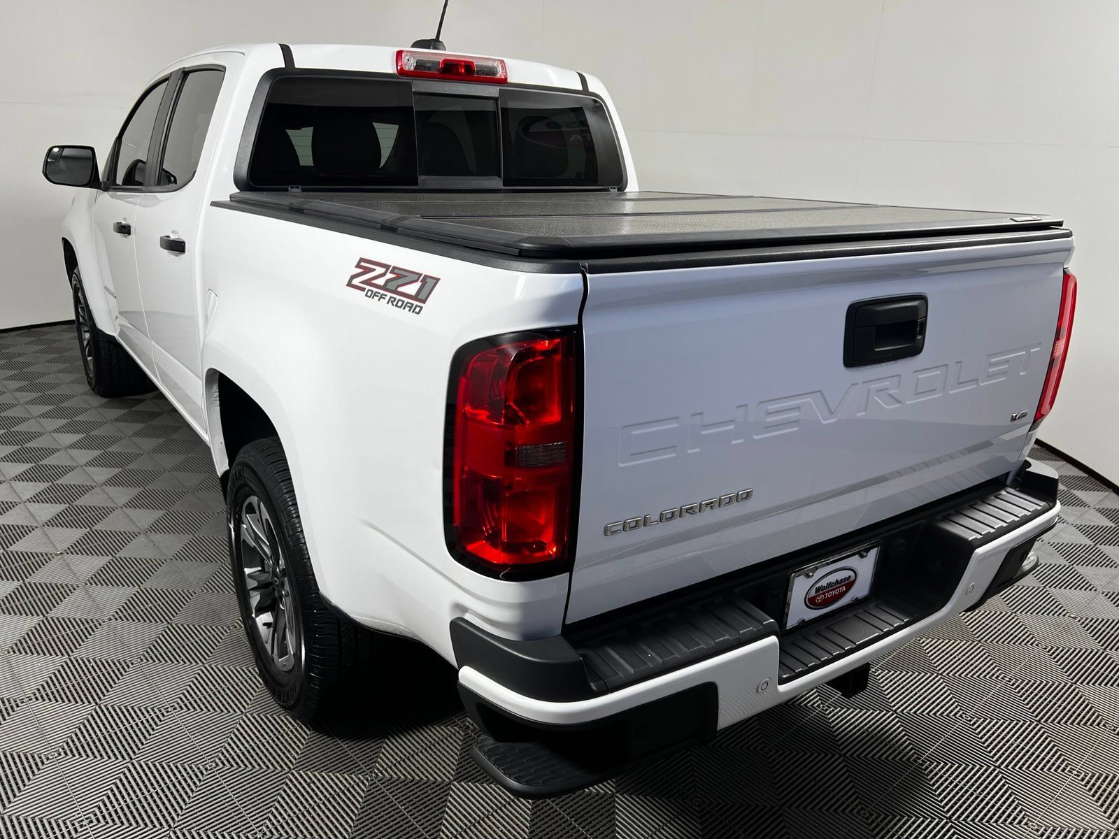 Used 2021 Chevrolet Colorado Z71 AWD/4WD image 7