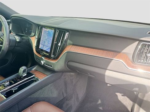 Used 2023 Volvo XC60 B5 Plus w/ Protection Package Premier image 32