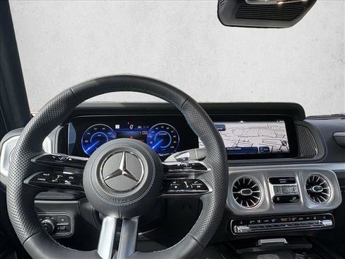 Used 2025 Mercedes-Benz G 580 w/ EQ Technology image 16