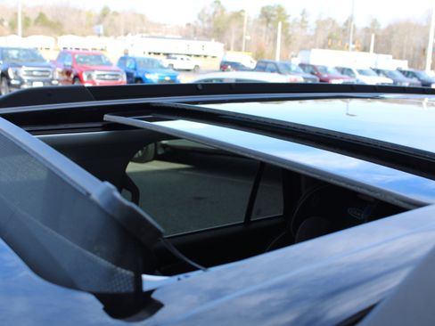 Used 2025 Ford Expedition Active image 24