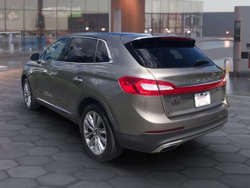 Used 2016 Lincoln MKX Reserve w/ Luxury Package AWD/4WD image 9