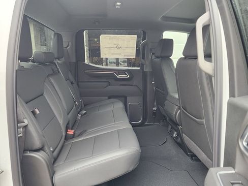 New 2026 GMC Sierra 1500 SLT w/ X31 Off-Road Package AWD/4WD image 43