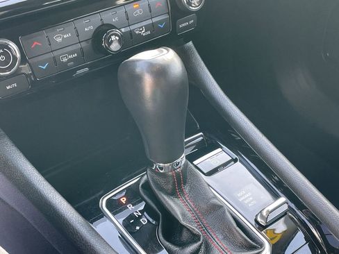 Used 2022 Jeep Compass Trailhawk w/ Trailhawk Elite Group image 36