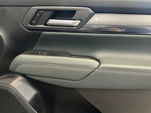 New 2026 GMC Terrain AT4 w/ Convenience Package III AWD/4WD image 18