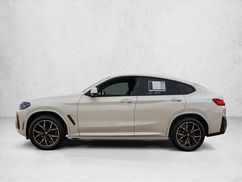 Used 2024 BMW X4 xDrive30i w/ Premium Package AWD/4WD image 8