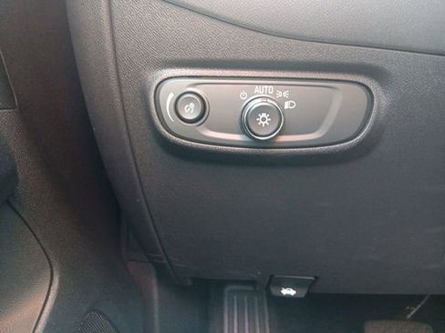 Used 2024 Chevrolet Equinox LT image 14