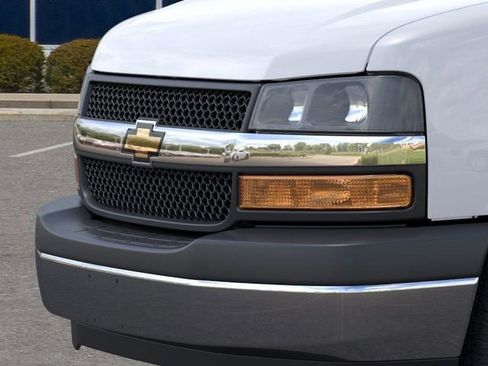 New 2025 Chevrolet Express 2500 Extended w/ Driver Convenience Package image 13