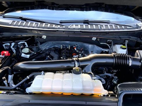 Certified 2025 Ford Expedition Active RWD image 28
