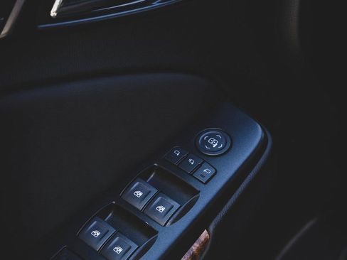 Used 2019 Chevrolet Tahoe Premier image 37