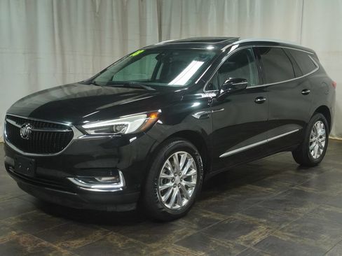 Used 2018 Buick Enclave Premium w/ Experience Buick Package AWD/4WD image 2