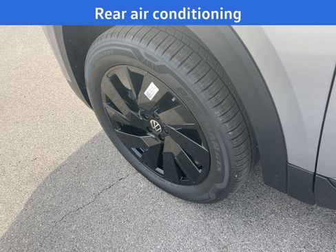 New 2026 Volkswagen Atlas SE FWD image 5